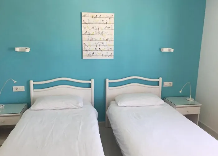 Daruma 3-bedroom Penthouse With Sea Views *